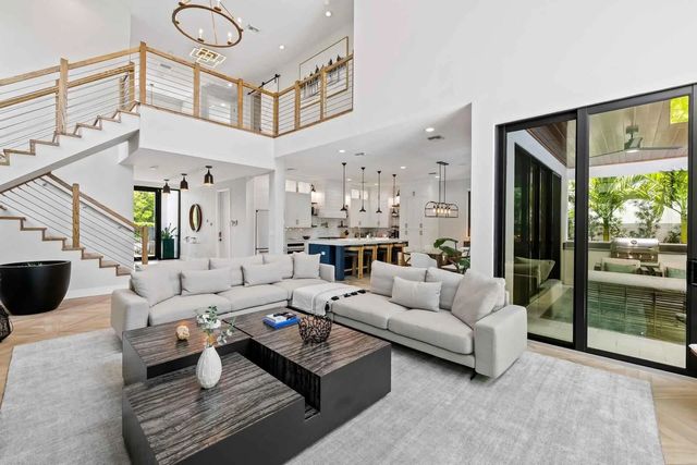 2 of 32 - 3400 Ne 25th Street, Fort Lauderdale, FL