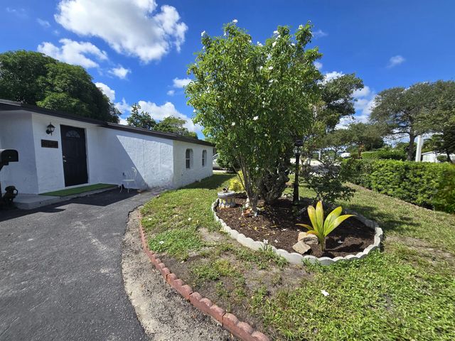 6138 Southgate Boulevard, Margate