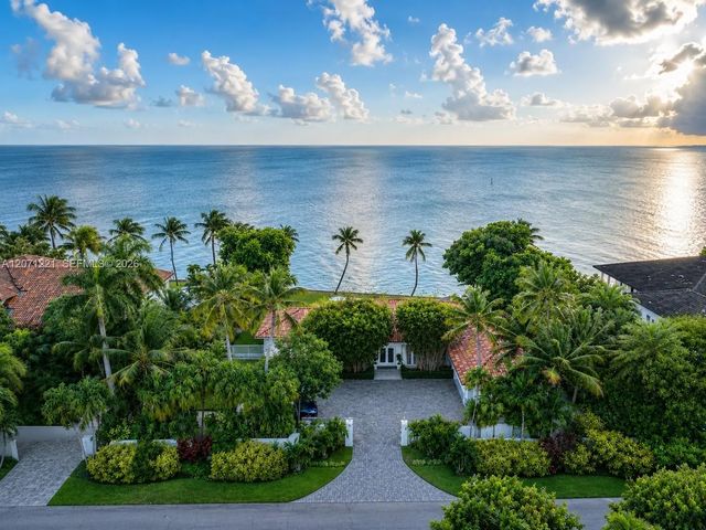 5 of 38 - 520 S Mashta Drive, Key Biscayne, FL