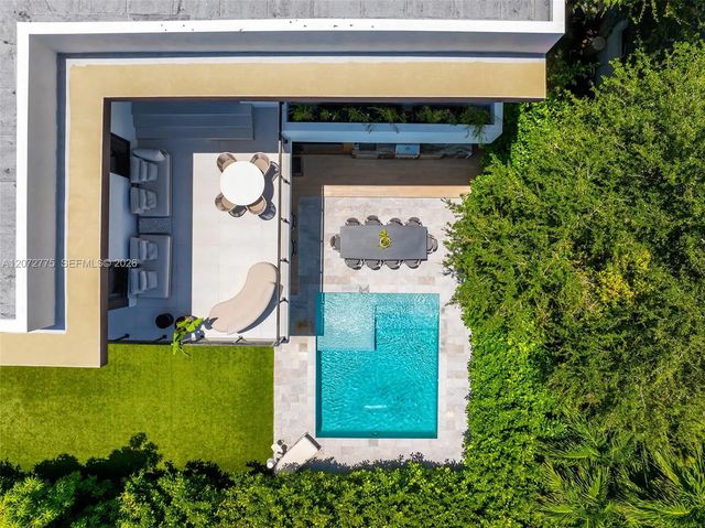 5 of 51 - 1875 Ne 193rd Street, Miami, FL