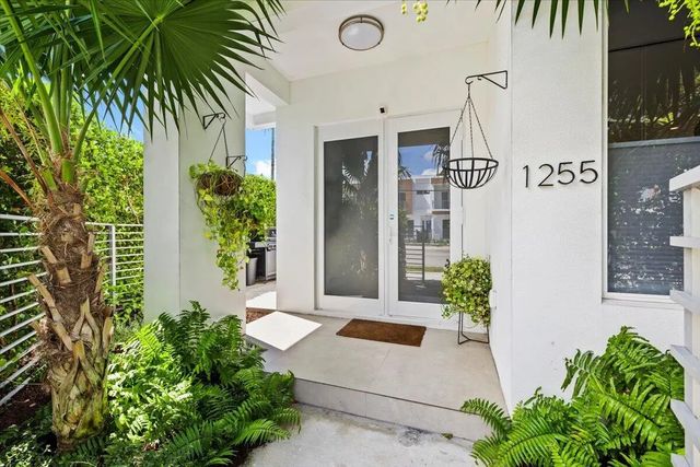 5 of 54 - 1255 Ne 18th Avenue, Fort Lauderdale, FL