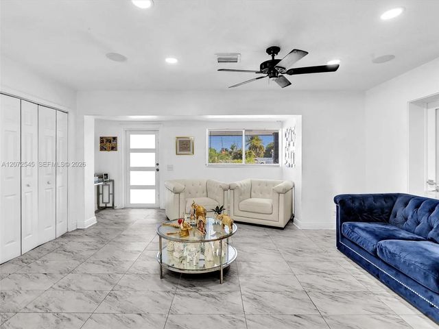3 of 34 - 2001 Nw 206th Street, Miami Gardens, FL