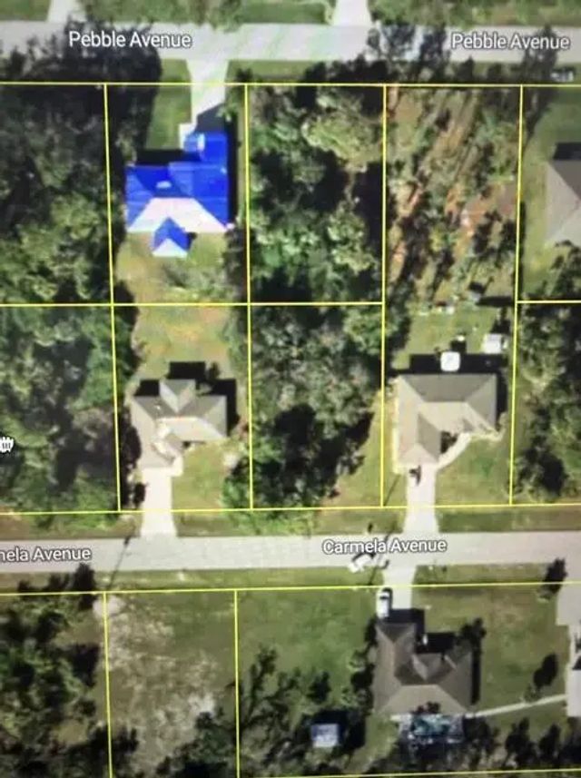 2822 Carmela Avenue, North Port