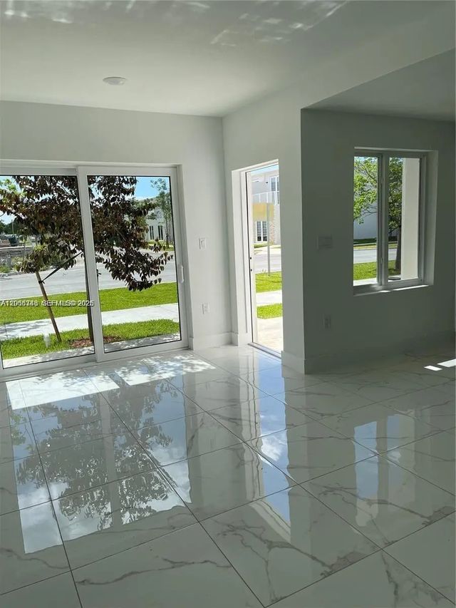 4 of 21 - 25851 Sw 144th Court, Homestead, FL