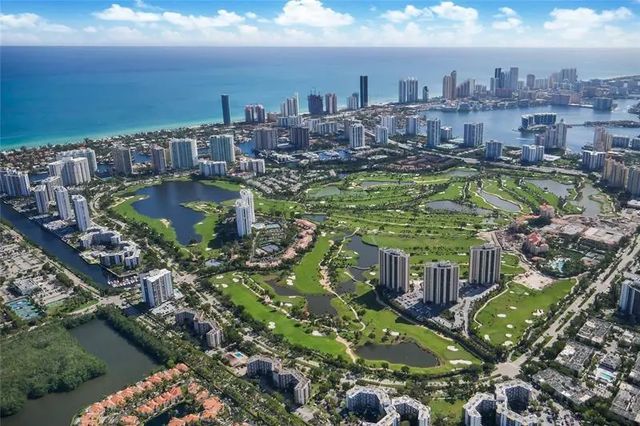 3 of 34 - 20335 W Country Club Drive #2408, Aventura, FL