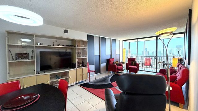 5 of 34 - 20335 W Country Club Drive #2408, Aventura, FL