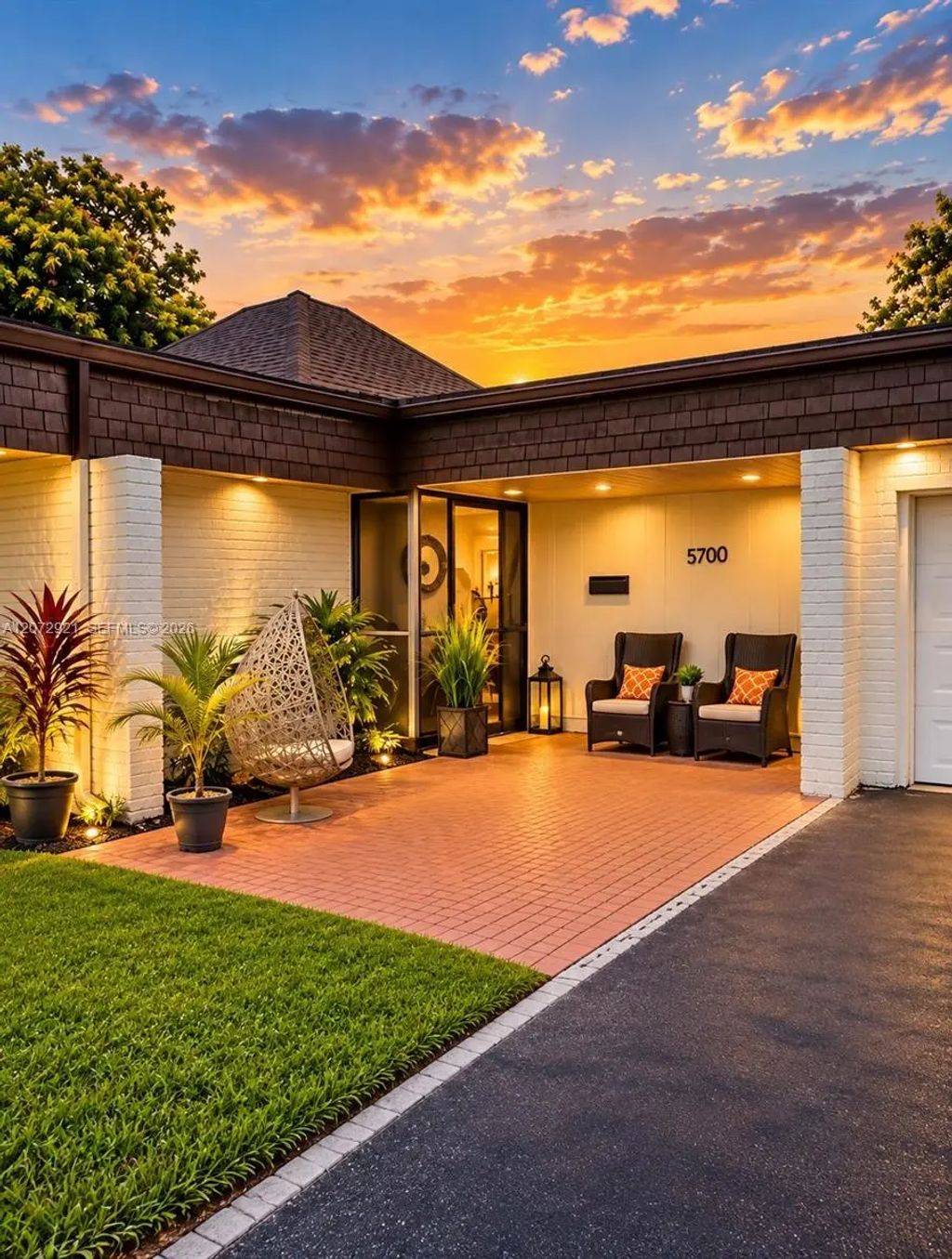 5700 White Hickory Circle, Tamarac