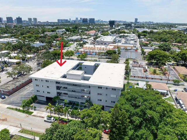 2 of 39 - 1818 Rodman Street #3b, Hollywood, FL
