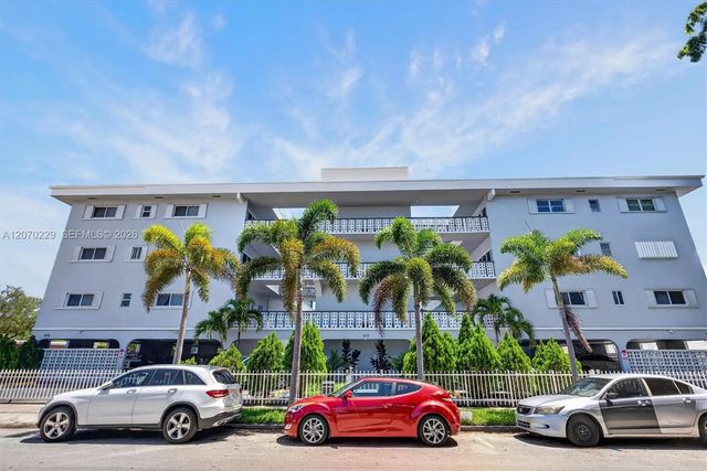 5 of 39 - 1818 Rodman Street #3b, Hollywood, FL