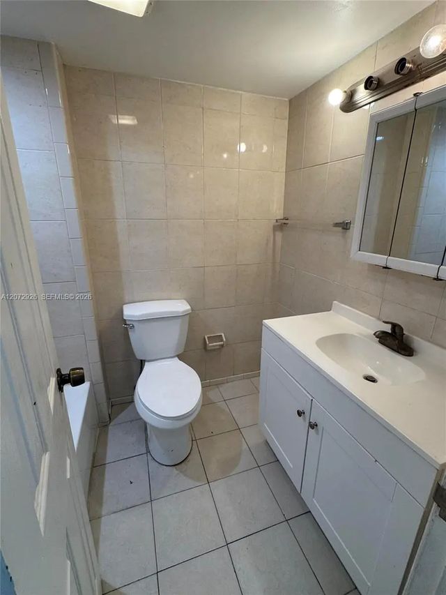 3 of 8 - 4530 Nw 79th Avenue #2d, Doral, FL