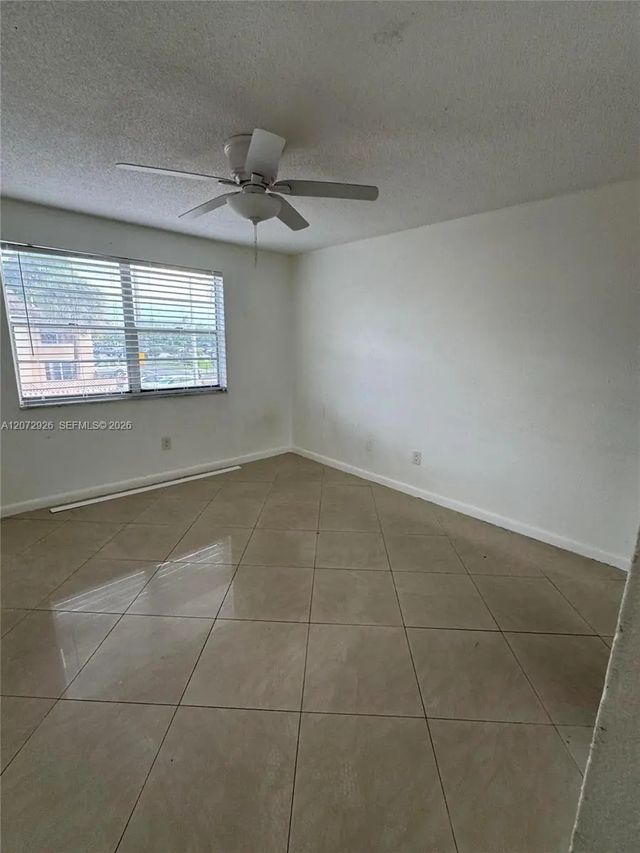 5 of 8 - 4530 Nw 79th Avenue #2d, Doral, FL