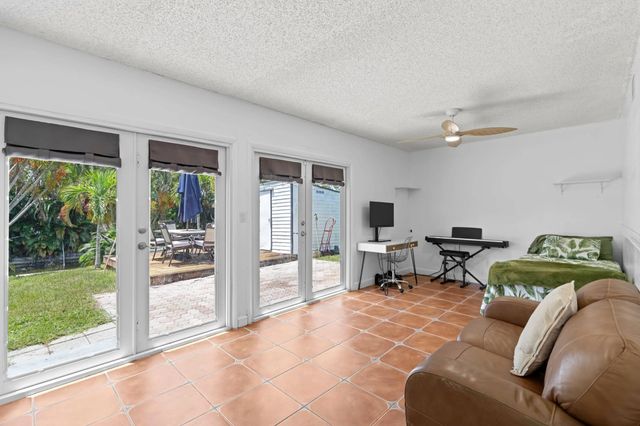 5 of 35 - 1054 Old Boynton Road, Boynton Beach, FL