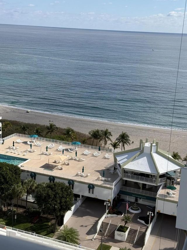 4 of 24 - 111 Briny Avenue #19-09, Pompano Beach, FL