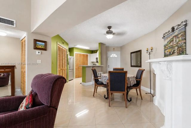 4 of 20 - 6276 Nw 186th Street #305, Hialeah, FL