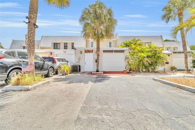 2 of 30 - 7407 Big Cypress Drive, Miami Lakes, FL