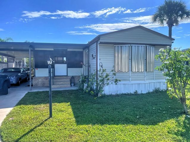 7319 43rd Way N, Riviera Beach