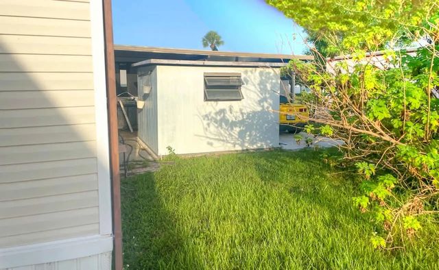 4 of 7 - 7319 43rd Way N, Riviera Beach, FL