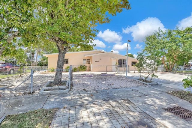 4 of 57 - 3840 Sw 31st Court, West Park, FL
