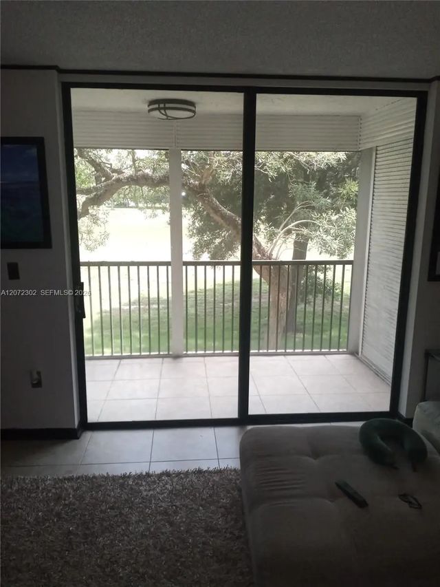 5 of 13 - 5570 Nw 44th Street #208a, Lauderhill, FL