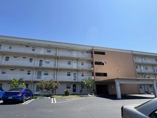2 of 45 - 230 Ne 26th Avenue #207, Boynton Beach, FL