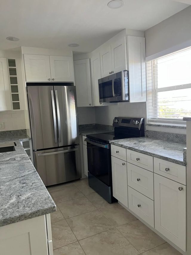 4 of 45 - 230 Ne 26th Avenue #207, Boynton Beach, FL