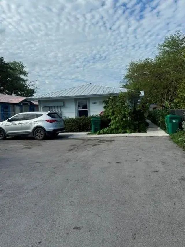 2 of 33 - 684 Nw 14th Street, Florida City, FL