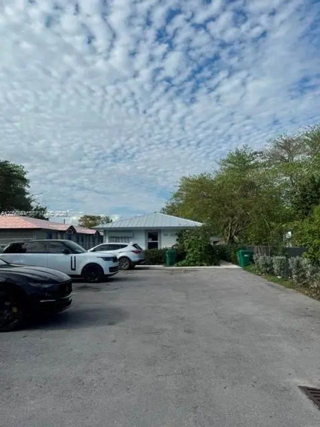 3 of 33 - 684 Nw 14th Street, Florida City, FL