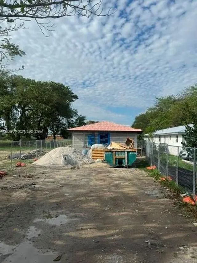 5 of 33 - 684 Nw 14th Street, Florida City, FL