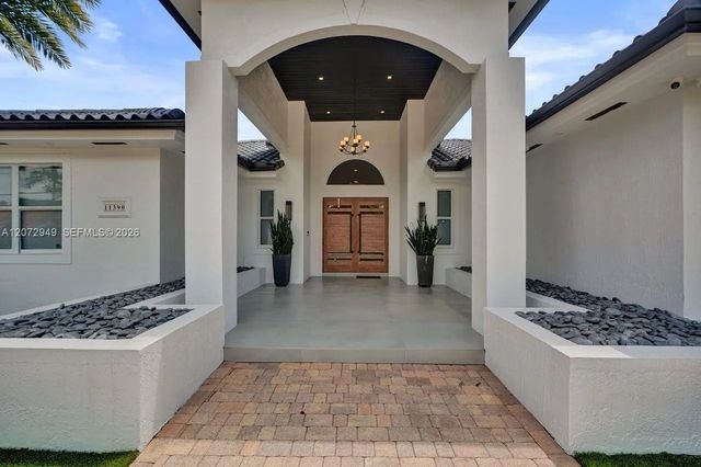 5 of 42 - 11390 Sw 30th Street, Miami, FL