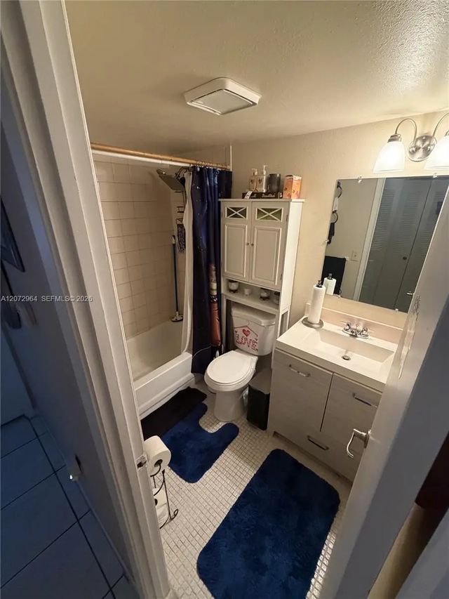 5 of 8 - 10350 Sw 220th Street #241, Cutler Bay, FL