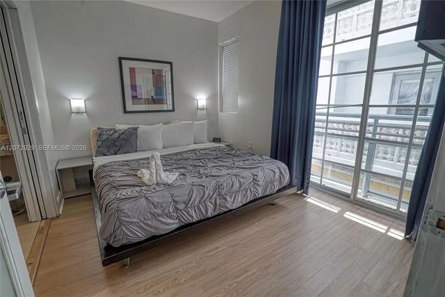 5 of 28 - 1036 Ocean Drive #b202, Miami Beach, FL