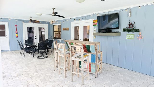 3 of 16 - 757 Se Lighthouse Avenue, Port St. Lucie, FL