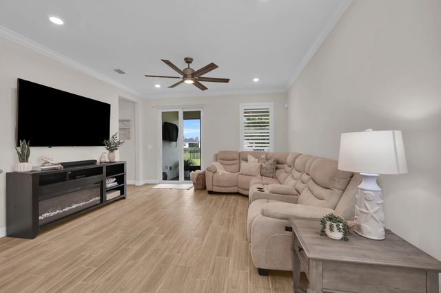 4 of 56 - 735 Se Woodbine Road, Port St. Lucie, FL