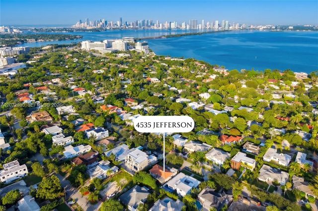 3 of 5 - 4535 N Jefferson Avenue, Miami Beach, FL