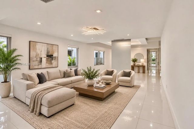 5 of 38 - 3460 Nw 84th Avenue, Doral, FL