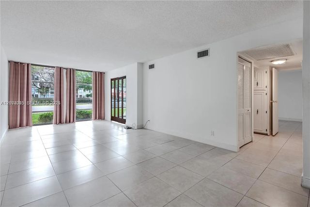 2000 Atlantic Shores Boulevard #107, Hallandale Beach