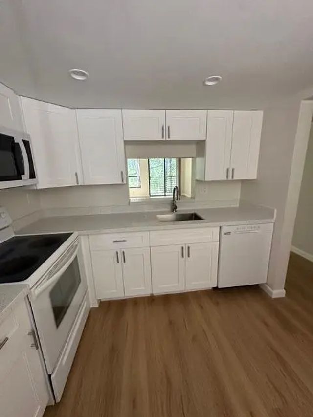 4 of 17 - 6751 N University Drive #312, Tamarac, FL