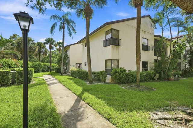 2581 Carambola Circle N, Coconut Creek