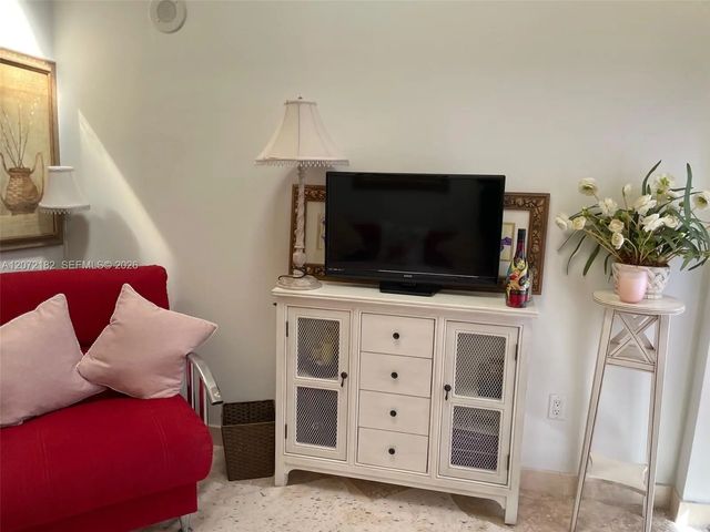 5 of 8 - 6365 Collins Avenue #cab18, Miami Beach, FL