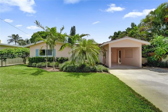 1524 Ne 37th Street, Oakland Park