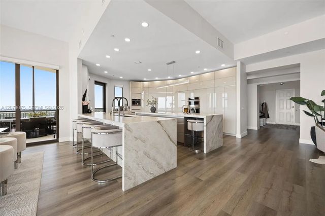 14300 Riva Del Lago Drive #2104, Fort Myers