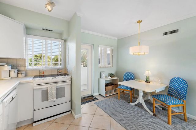 5 of 51 - 33 S Ocean Avenue #206, Palm Beach Shores, FL