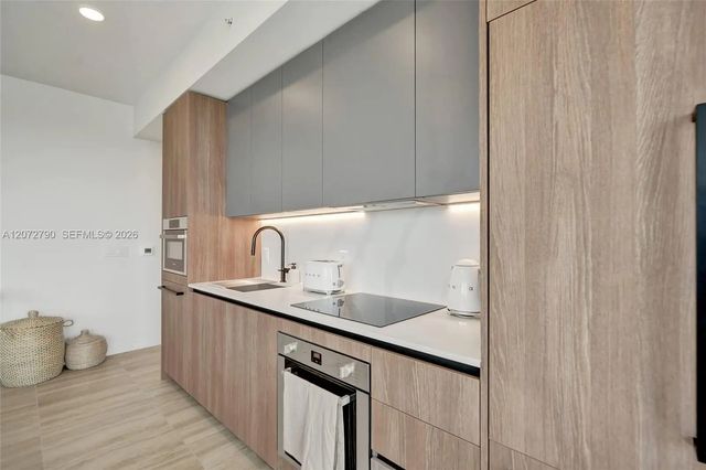 5 of 26 - 580 72nd Street #1012, Miami Beach, FL