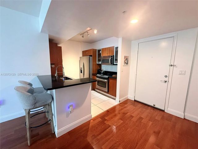 4 of 17 - 2775 Ne 187th Street #313, Aventura, FL