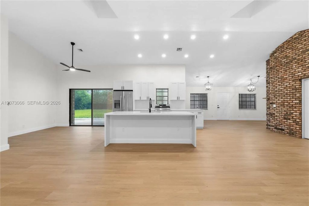 7261 140th Avenue N, West Palm Beach