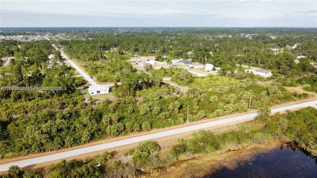 4 of 7 - 728 Cahn Street E, Lehigh Acres, FL