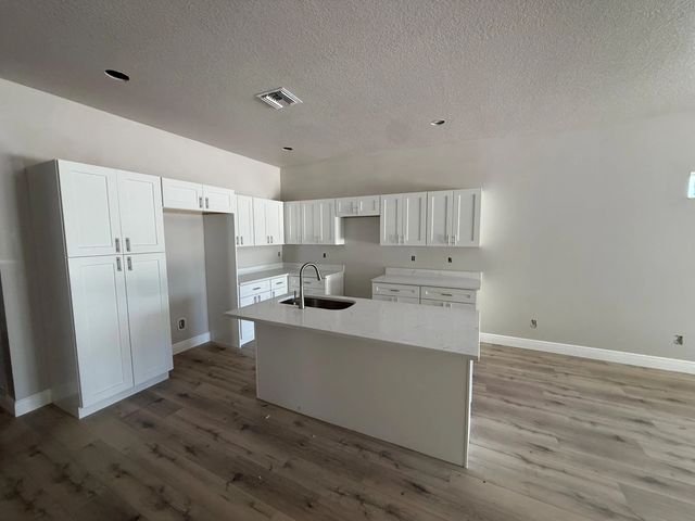 5 of 15 - 2007 N 48th N Street, Fort Pierce, FL