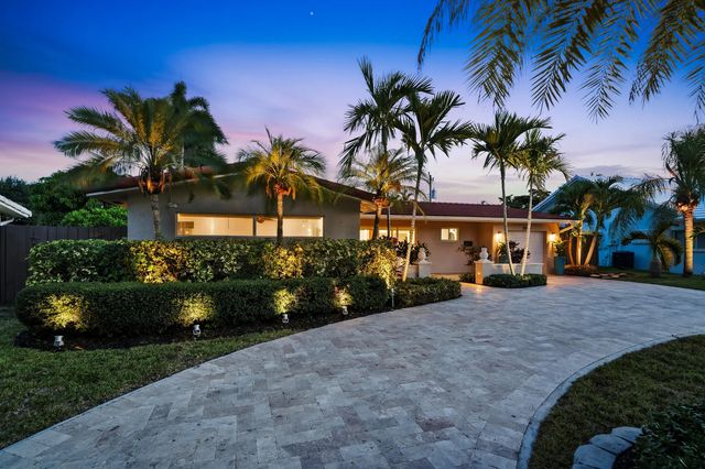2 of 42 - 2010 Ne 31st Street, Lighthouse Point, FL