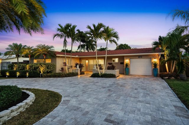 3 of 42 - 2010 Ne 31st Street, Lighthouse Point, FL