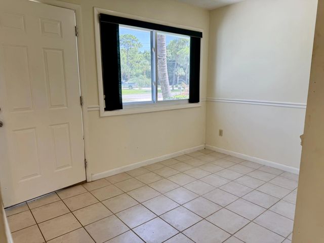 5 of 27 - 3816 Se Middle Street, Stuart, FL